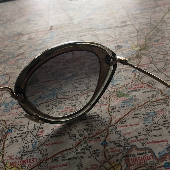 Sunglasses - Picture 8 of 11